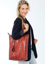 Afbeelding in Gallery-weergave laden, Tote bag brandslang