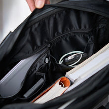 Afbeelding in Gallery-weergave laden, XXL laptoptas - autoband