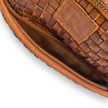 Afbeelding in Gallery-weergave laden, Rugzak van geweven (afval)leer