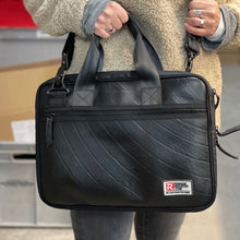 Afbeelding in Gallery-weergave laden, XXL laptoptas - autoband
