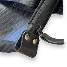 Afbeelding in Gallery-weergave laden, Tote bag autoband Buitenbeentje