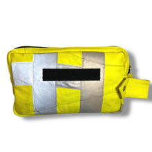 Afbeelding in Gallery-weergave laden, Politie limited edition toilettas