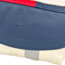 Afbeelding in Gallery-weergave laden, KMAR/politie jas EHBO-set limited edition (Buitenbeentje)