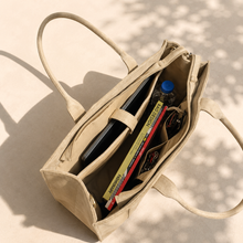 Afbeelding in Gallery-weergave laden, The Everyday Suède Tote
