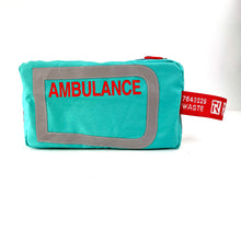 Afbeelding in Gallery-weergave laden, Ambulance toilettas nieuwe kleuren
