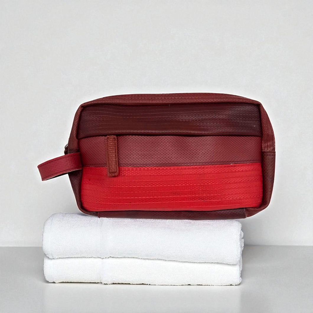 Brandweerslang toilettas - Buitenbeentje