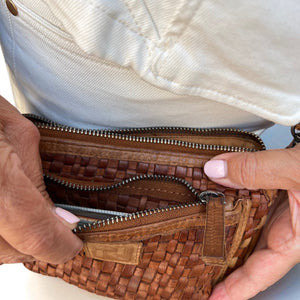 Crossbody bag gevlochten restleer